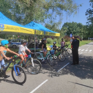 Aktywny wypoczynek podczas wakacji - instruktaż oraz przejazdy na rowerach
