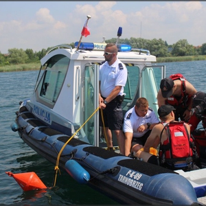 KRĘCI MNIE BEZPIECZEŃSTWO NAD WODĄ