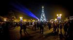 Zabłysła choinka na placu Bartosza Głowackiego w Tarnobrzegu (fotoreportaż oraz video) |