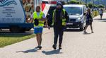Od "Ice Kinga" do "Hot Kinga". Łukasz Szpunar pokonał ponad 10 km w zimowym stroju przy 40-stopniowym upale (zdjęcia oraz video) |